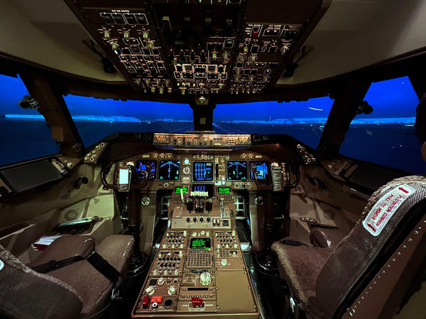 747-400 Full Motion Sim Experience - Aerospace Experience